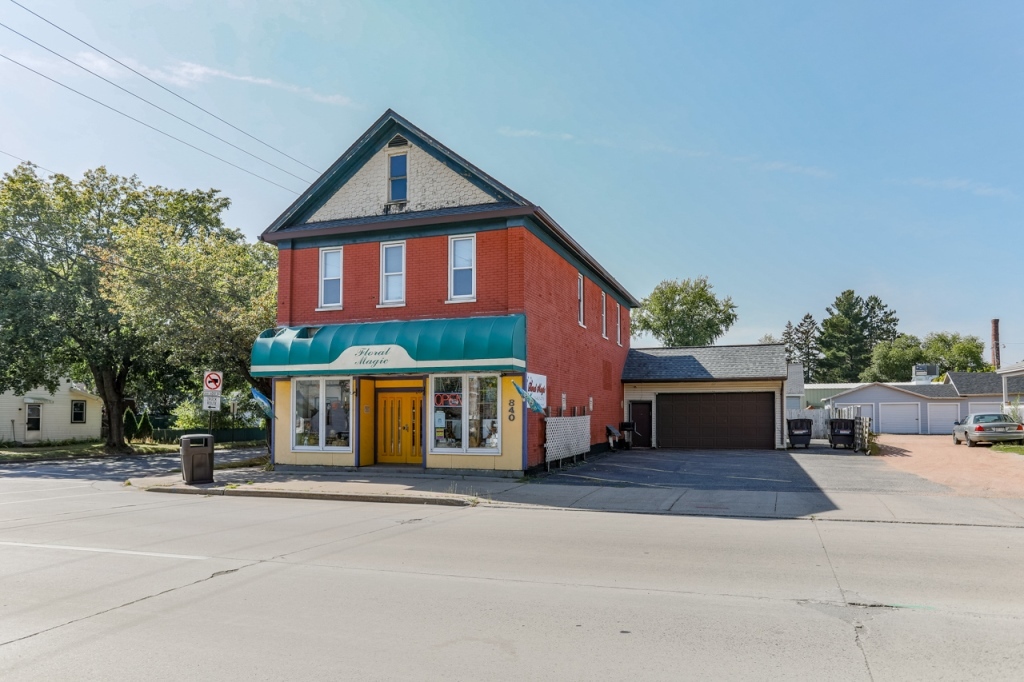 840 S 3rd Ave, Wausau, WI for sale Building Photo- Image 1 of 44