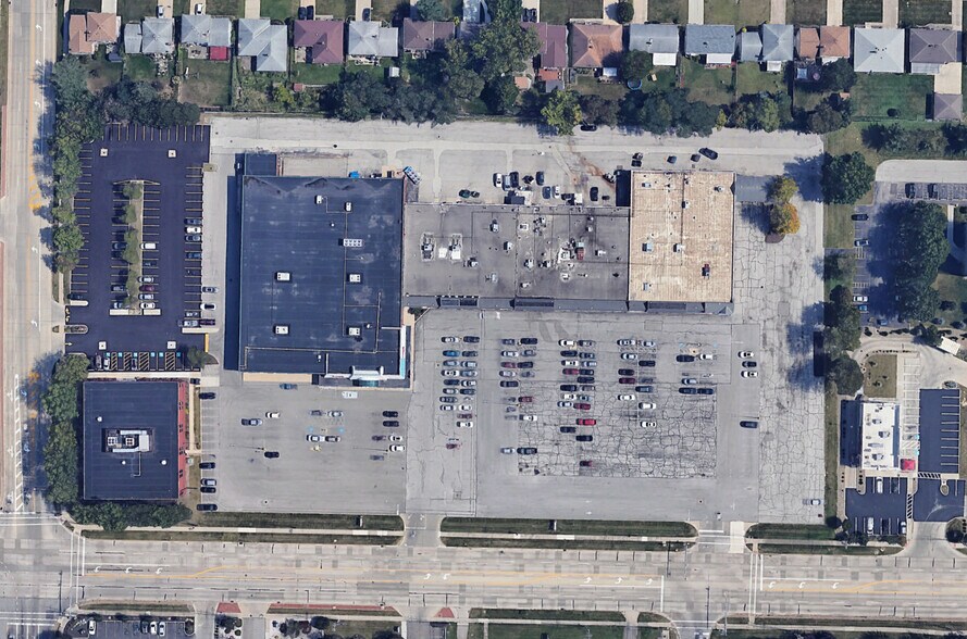 6807-6891 Ridge Rd, Parma, OH for lease - Building Photo - Image 2 of 3
