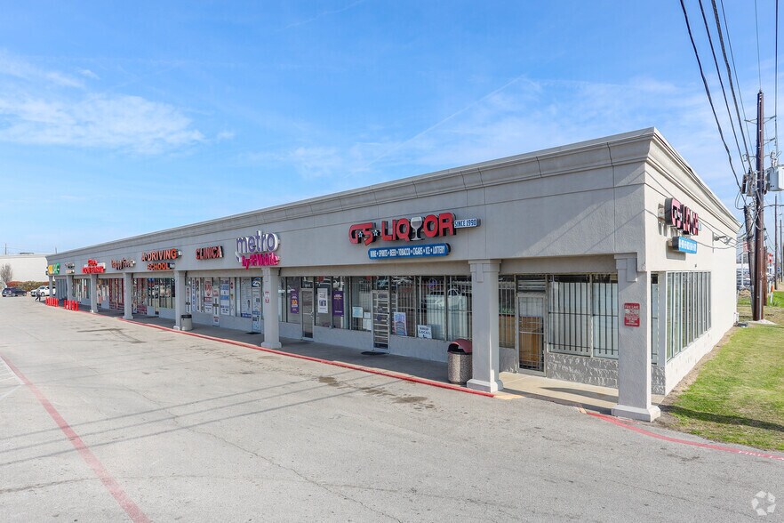 105 Kenning Rd, Crosby, TX for lease - Building Photo - Image 2 of 5