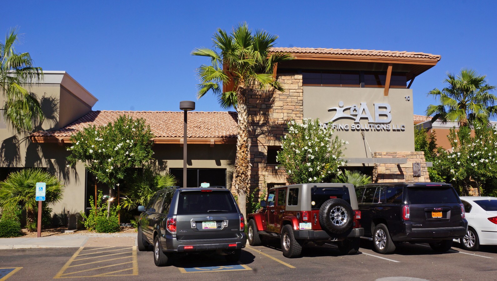 2680 S Val Vista Dr, Gilbert, AZ 85295