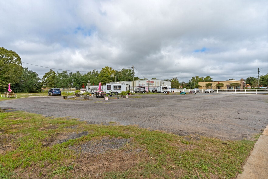 1212 N Ferdon Blvd, Crestview, FL for sale - Building Photo - Image 2 of 78
