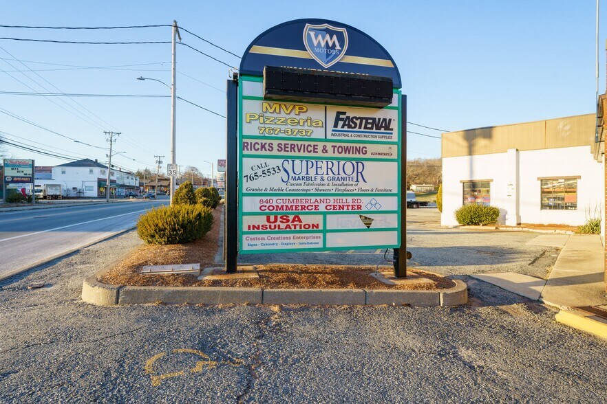 840 Cumberland Hill Rd, Woonsocket, RI for sale - Building Photo - Image 1 of 1