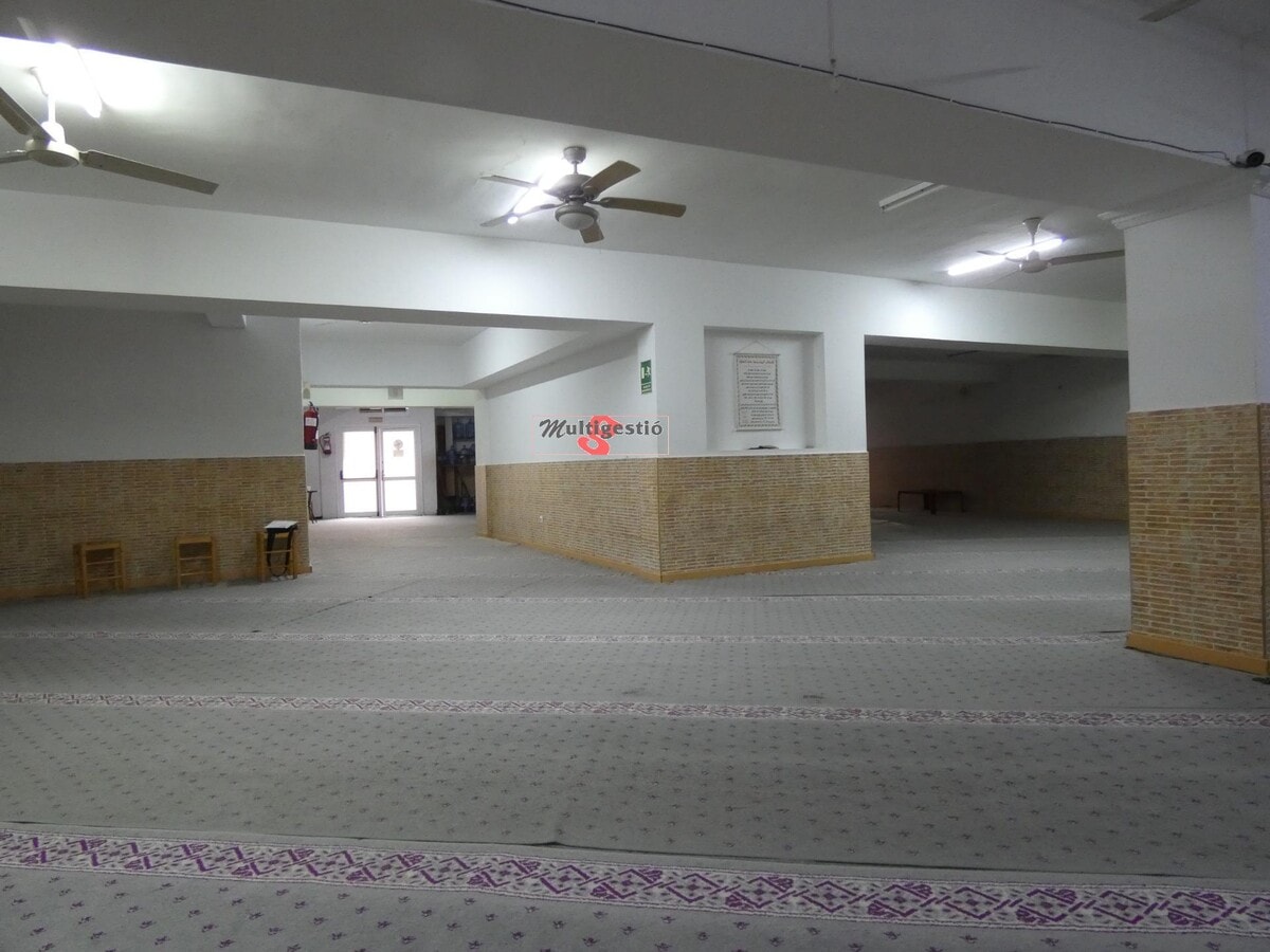 Palamós, GER 17230 -  -  - Interior Photo - Image 1 of 12