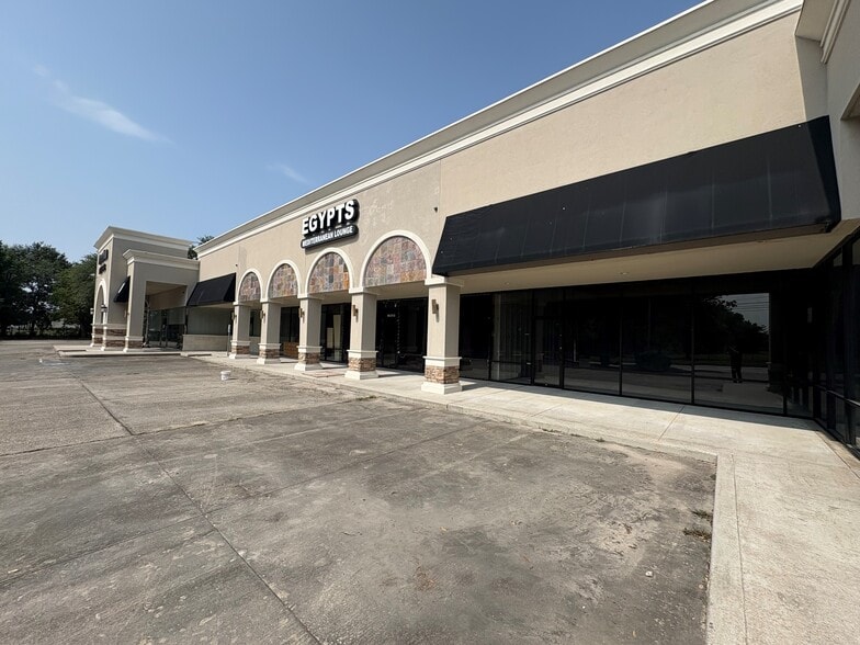 9635 N Houston Rosslyn Rd, Houston, TX for lease - Building Photo - Image 3 of 4