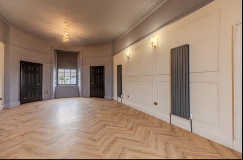 21 Wellington Sq, Ayr for lease Interior Photo- Image 1 of 1