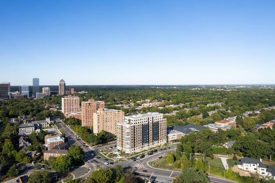 7651 Clayton Rd, Saint Louis, MO for lease - Aerial - Image 3 of 3