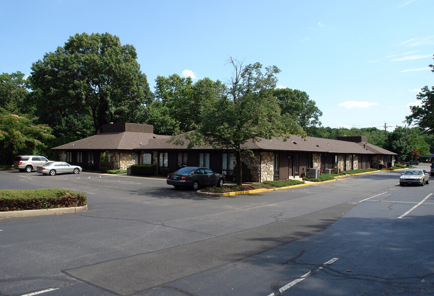 1910-1912 E Marlton Pike, Cherry Hill, NJ for sale - Building Photo - Image 1 of 2