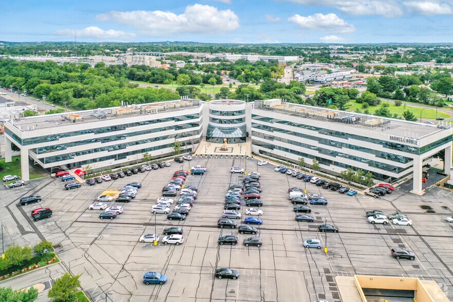 1400 Old Country Rd, Westbury, NY for lease - Aerial - Image 2 of 17