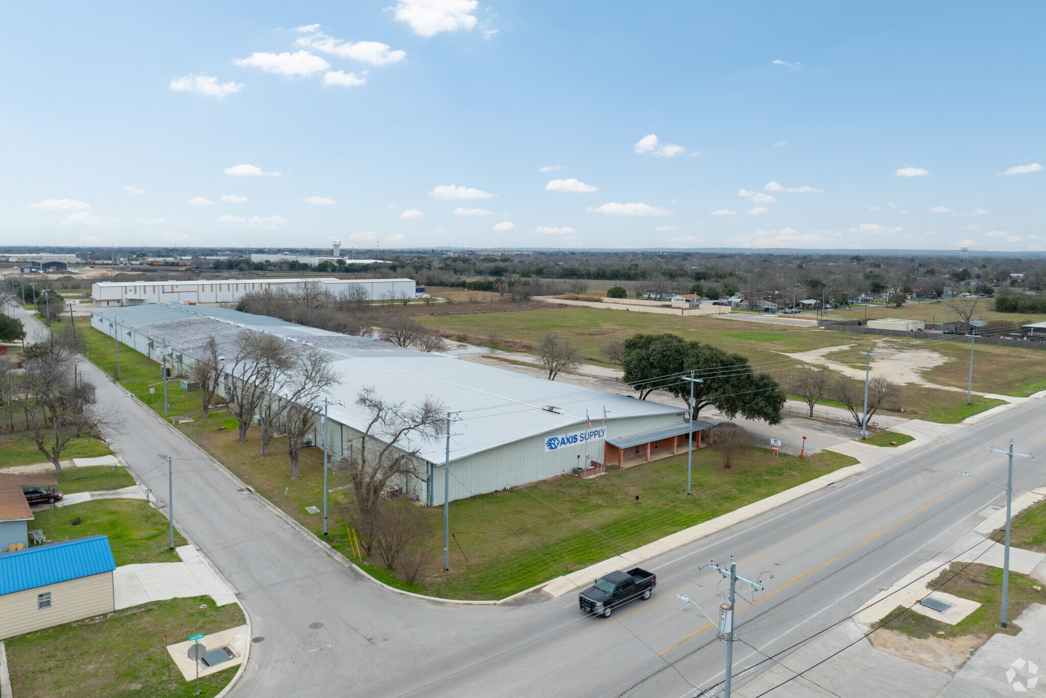 1903 N Austin St, Seguin, TX for lease Building Photo- Image 1 of 9