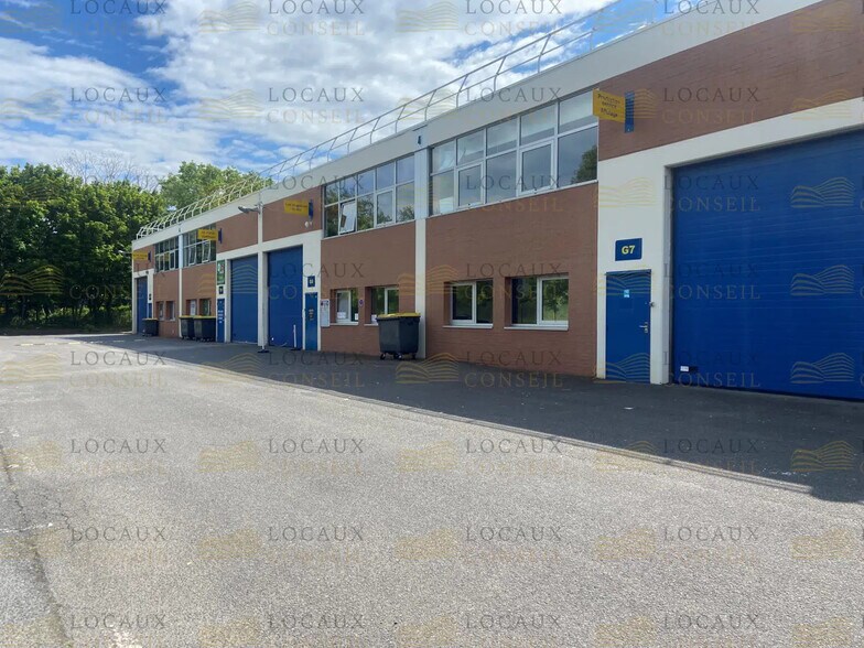Flex in SAINT-OUEN-L'AUMONE for lease - Building Photo - Image 2 of 36