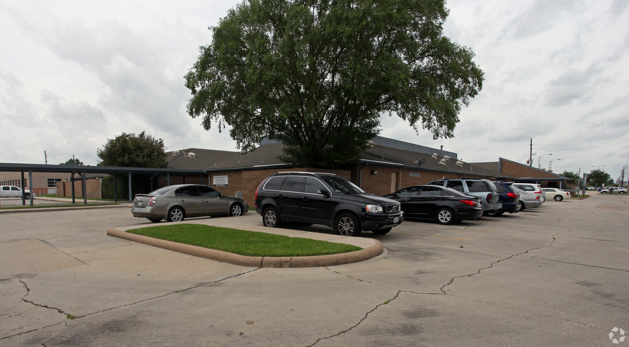 13414 Medical Complex Dr, Tomball, TX for sale Primary Photo- Image 1 of 1