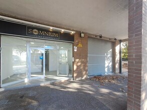 Retail in Igualada, Barcelona for lease Interior Photo- Image 1 of 6
