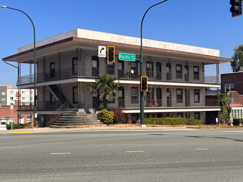 1201 Pacific Ave, Everett, WA for sale - Building Photo - Image 1 of 1