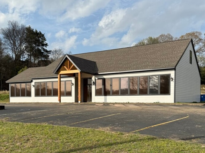 1321 S Memorial Dr, Prattville, AL for lease - Building Photo - Image 1 of 2