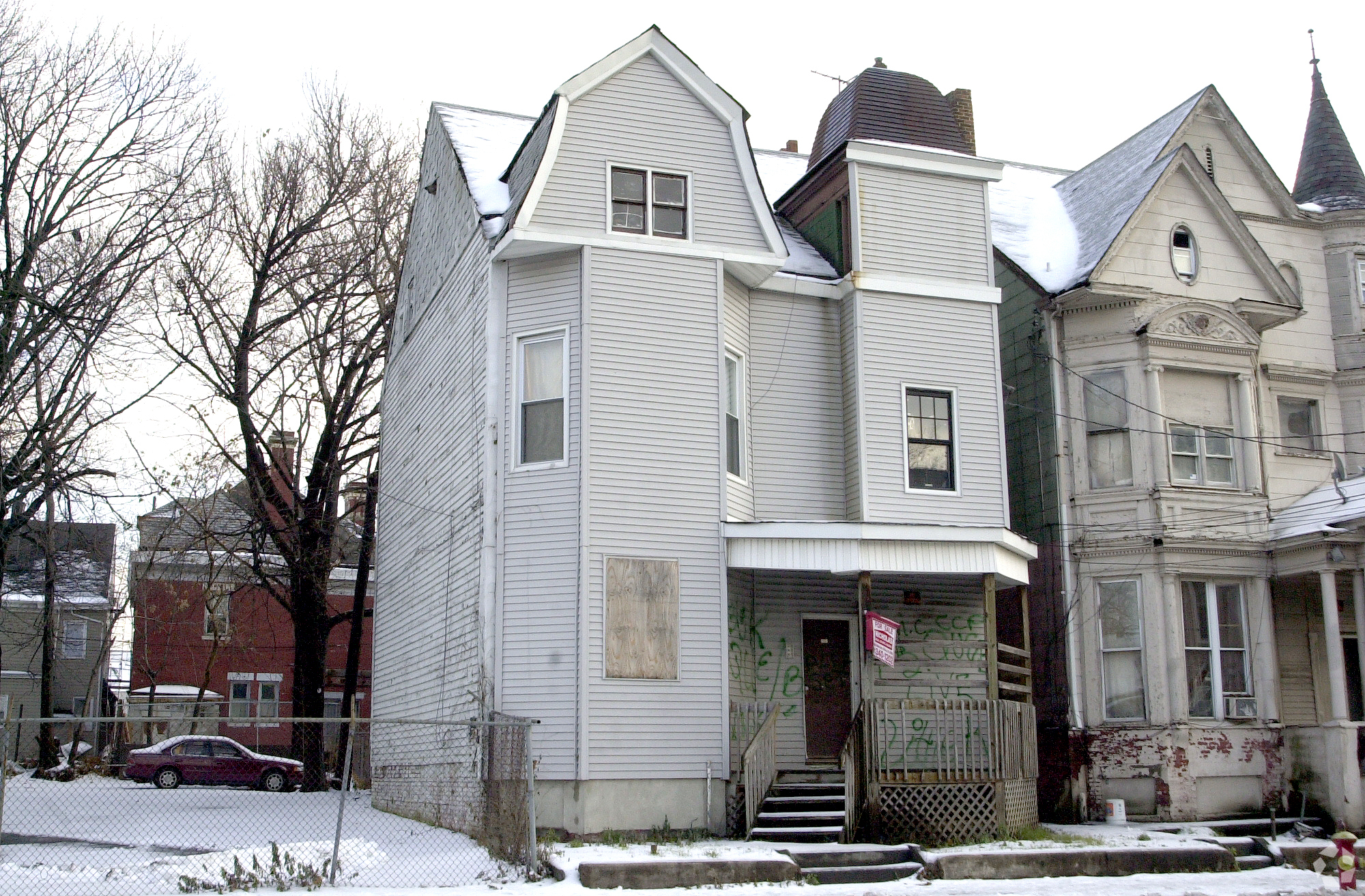 81 Auburn St, Paterson, NJ for sale Primary Photo- Image 1 of 1