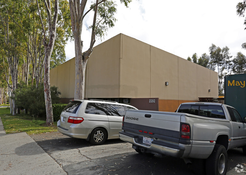 22962 El Pacifico Dr, Laguna Hills, CA for lease - Building Photo - Image 3 of 4