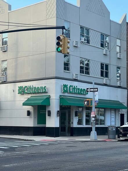 6973 Grand Ave, Maspeth, NY for lease - Building Photo - Image 1 of 5