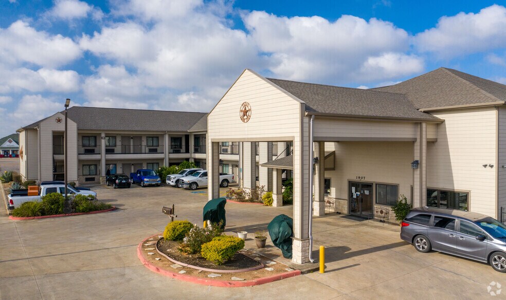 1907 US Highway 59 N, Victoria, TX for sale - Primary Photo - Image 1 of 1