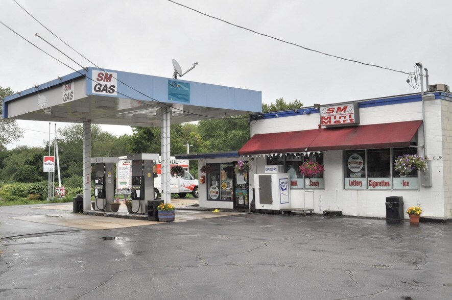 5300 Post Rd, Charlestown, RI for sale - Primary Photo - Image 1 of 1