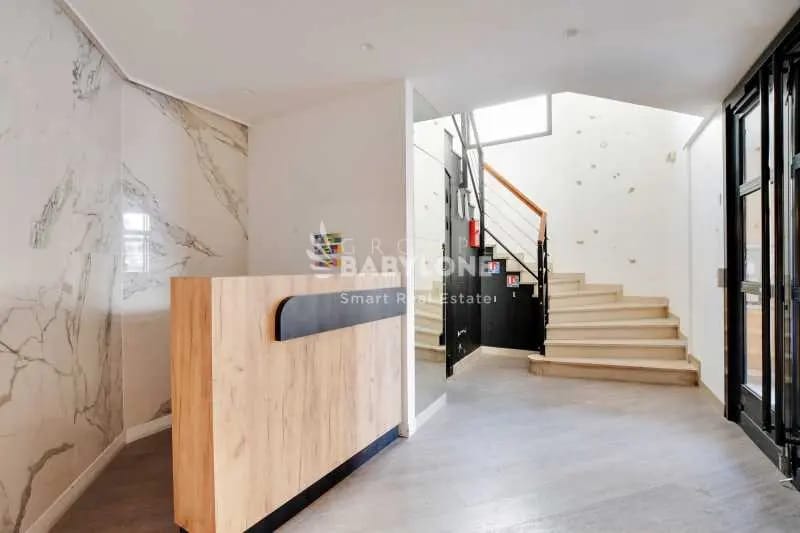 Office in Boulogne-Billancourt for lease - Building Photo - Image 2 of 16