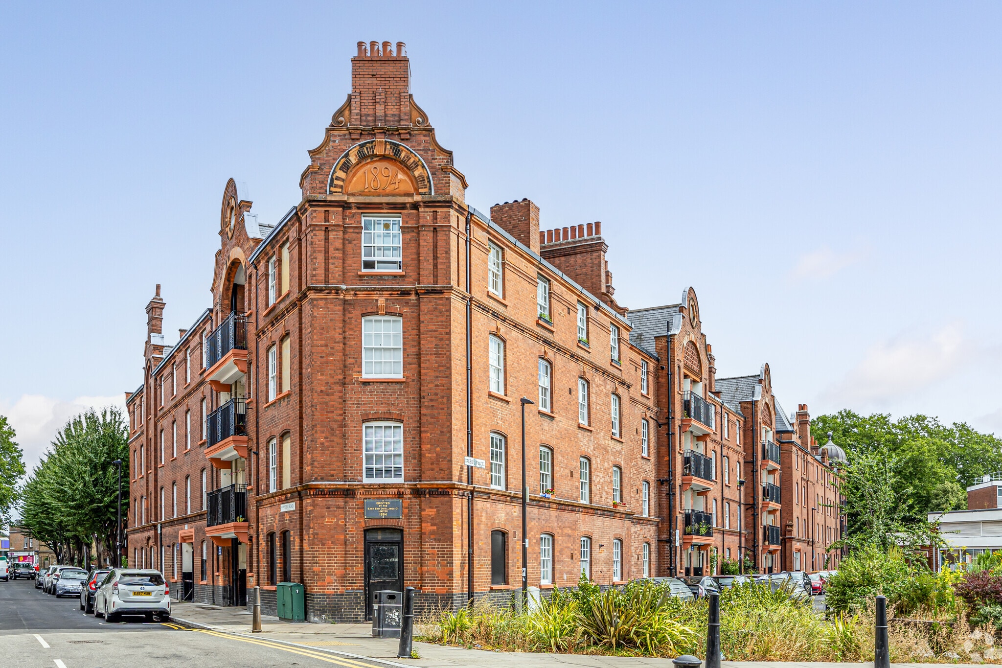 Hannibal Rd, London for sale Primary Photo- Image 1 of 1