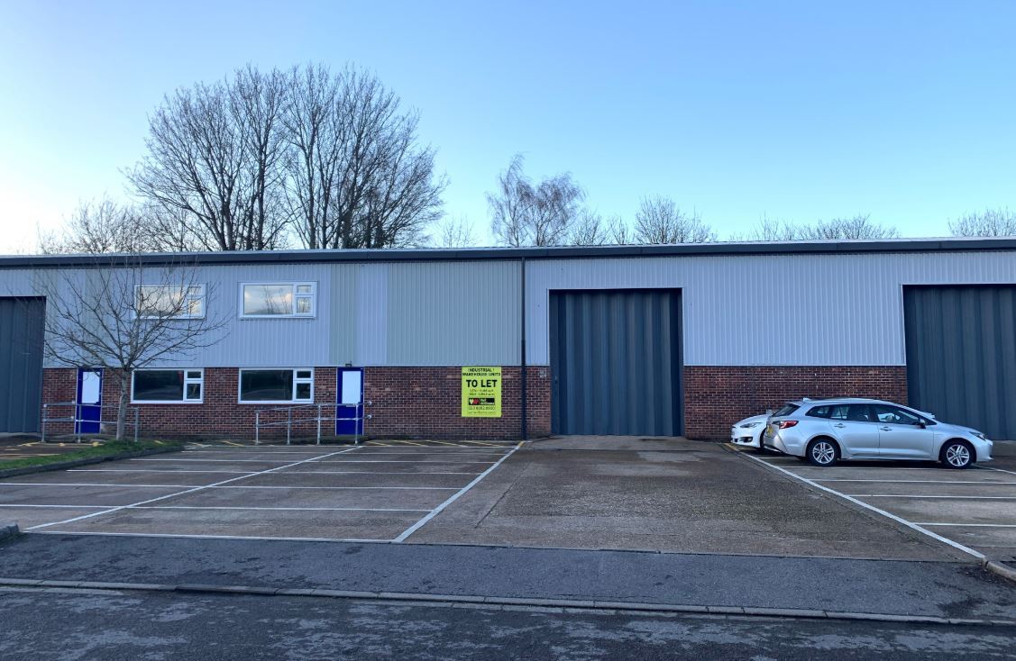 Parnham Dr, Eastleigh for sale Building Photo- Image 1 of 1