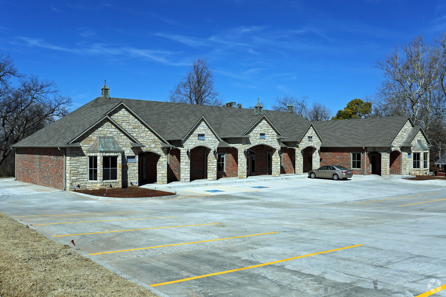 409 N Green Ave, Purcell, OK for sale - Building Photo - Image 1 of 1