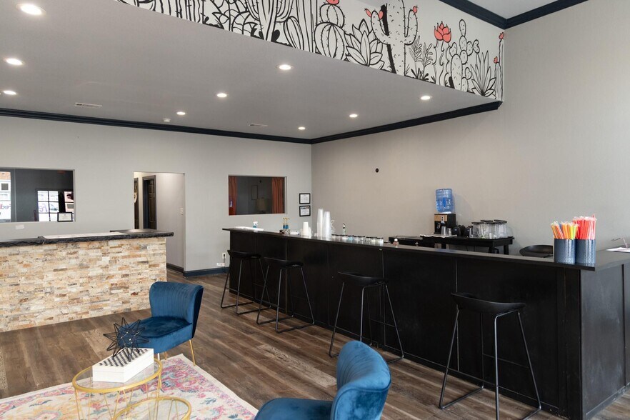 1026 Halsell St, Bridgeport, TX for sale - Building Photo - Image 2 of 7