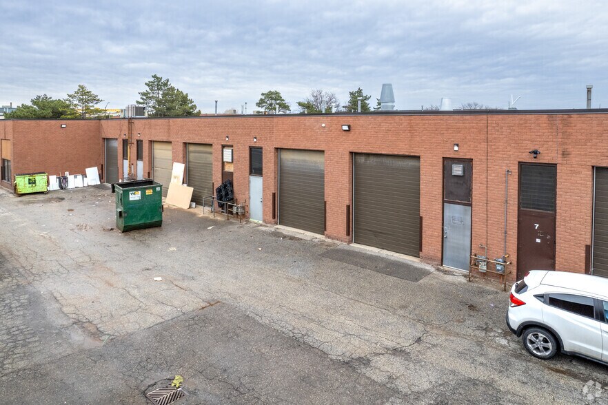 112 Basaltic Rd, Concord, ON for lease - Building Photo - Image 2 of 2