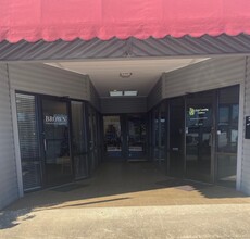 2557 Ravenhill Dr, Fayetteville, NC for lease Building Photo- Image 2 of 8