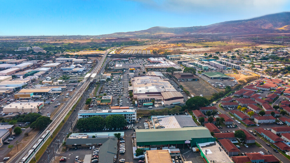 94-144 Farrington Hwy, Waipahu, HI for lease - Building Photo - Image 3 of 17