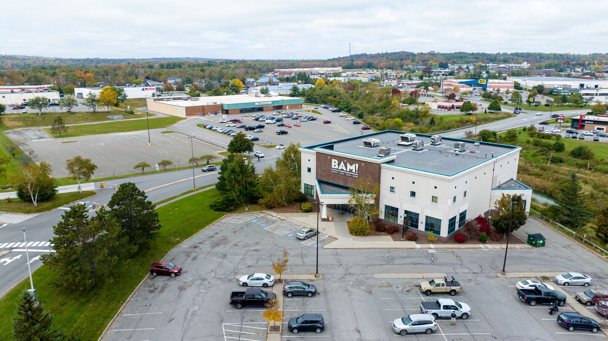 116 Bangor Mall Blvd, Bangor, ME for sale Building Photo- Image 1 of 13