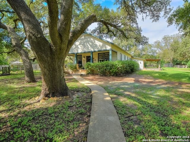 946 N School St, Boerne, TX for sale - Other - Image 1 of 1