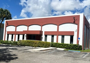 3305-3307 SW 11th Ave, Fort Lauderdale, FL for lease Interior Photo- Image 1 of 2