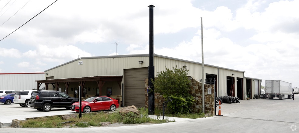 2501 Blue Mound Rd W, Haslet, TX for sale - Primary Photo - Image 1 of 1