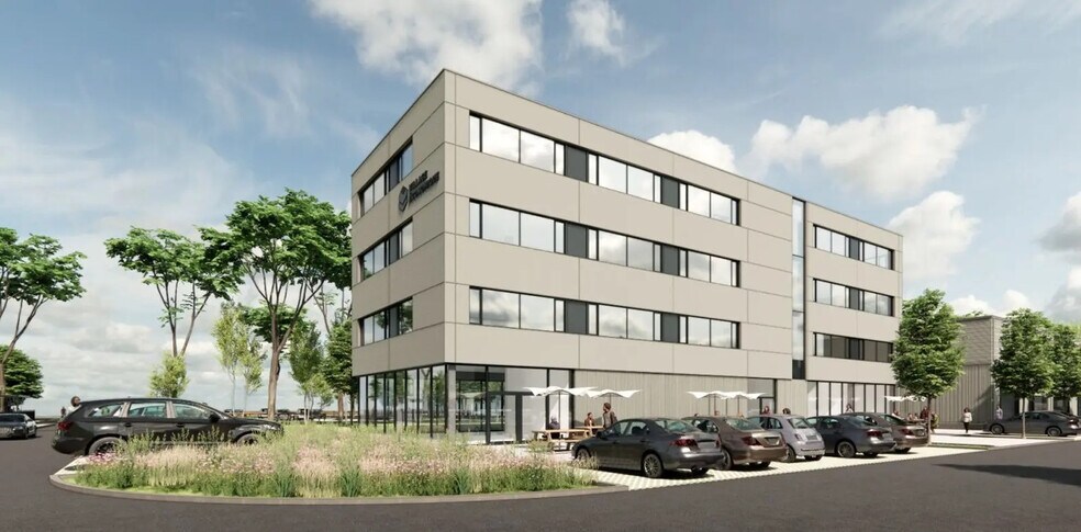 Office in Montataire for lease - Building Photo - Image 2 of 9