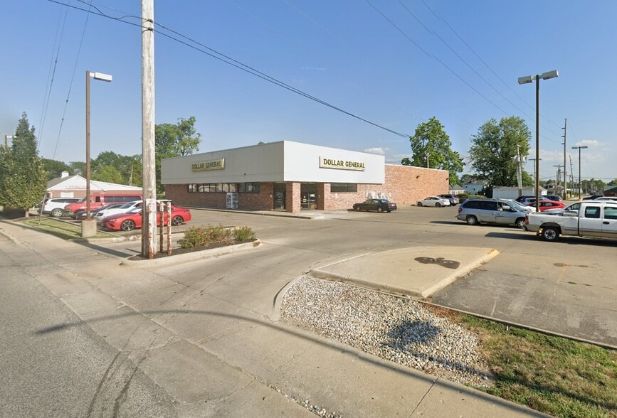 300 W Fairchild St, Danville, IL for sale - Building Photo - Image 1 of 2