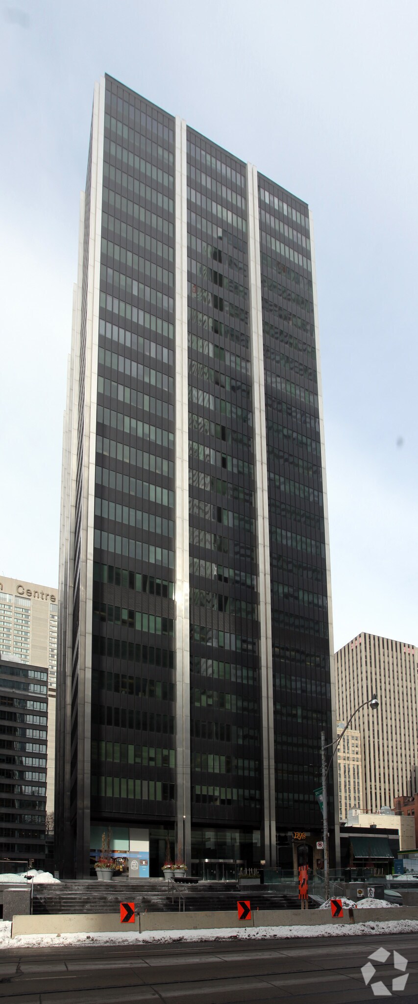 120 Adelaide St W, Toronto, ON M5H 1T1 Office for Lease