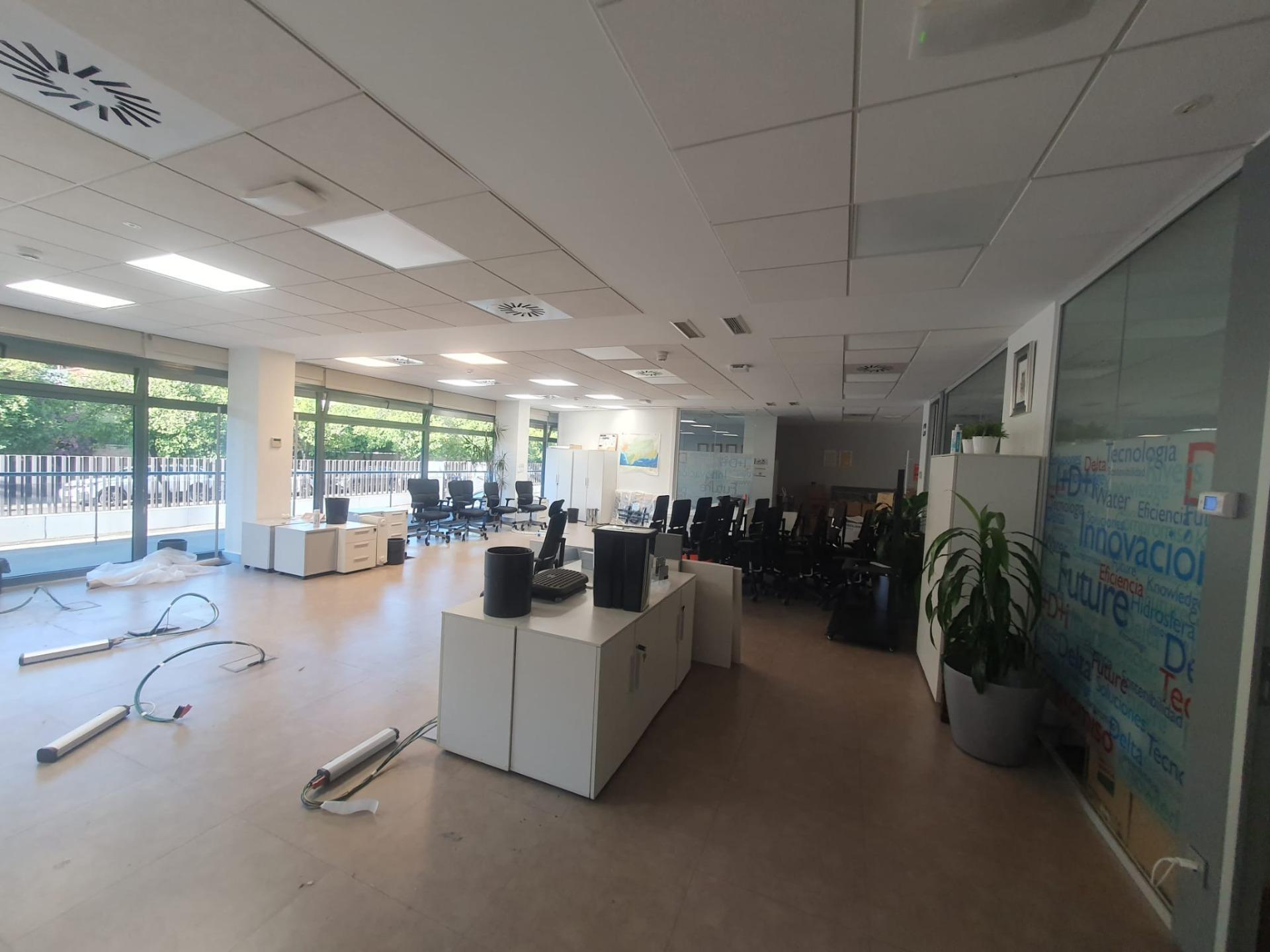 Office in SEVILLA for lease Building Photo- Image 1 of 21