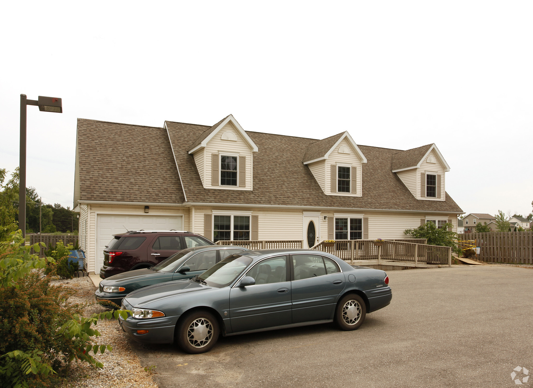 621 S Grand Ave, Fowlerville, MI for sale Primary Photo- Image 1 of 1