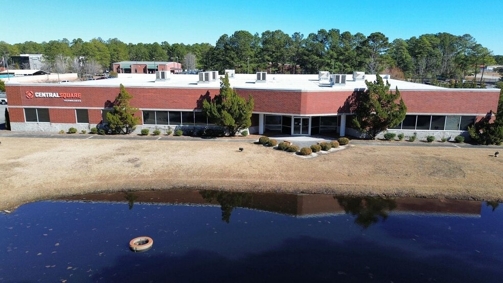 5601 Barbados Blvd, Castle Hayne, NC for lease - Building Photo - Image 1 of 10