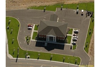 6921 Crosswind Blvd, Kennewick, WA - AERIAL  map view