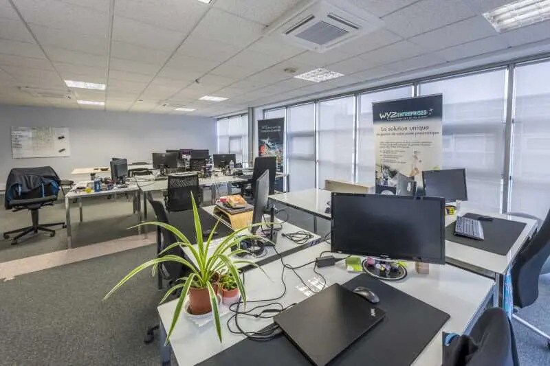 Office in Compiègne for lease - Interior Photo - Image 1 of 7
