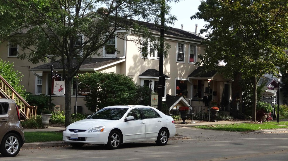 217 S Third St, Geneva, IL for sale - Building Photo - Image 1 of 1