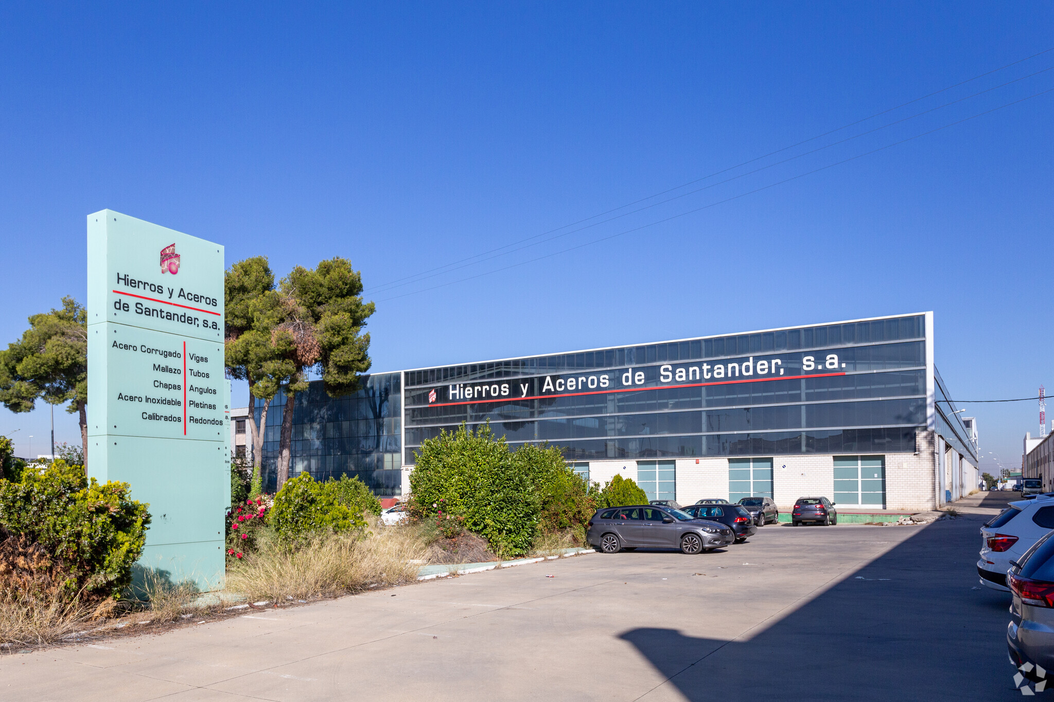 Calle Lago Carucedo s/n, Fuenlabrada, Madrid for lease Building Photo- Image 1 of 4