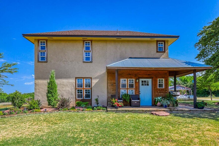 22942 N County Road 3068, Foster, OK 73434