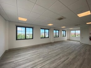 1989-2003 Coney Island Ave, Brooklyn, NY for lease Interior Photo- Image 1 of 8