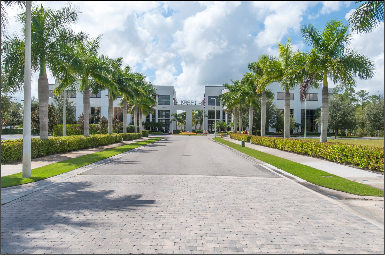 3530 Kraft Rd, Naples, FL 34105 Medical for Lease