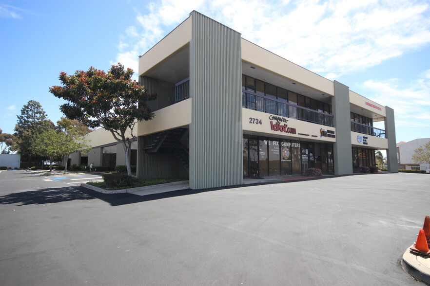 2734 Johnson Dr, Ventura, CA for lease - Building Photo - Image 3 of 10