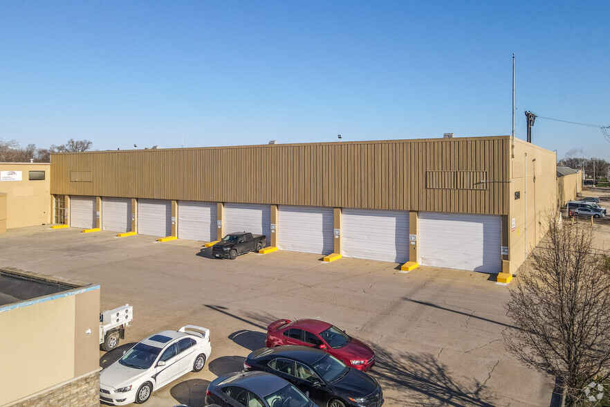 1500 Delaware Ave, Des Moines, IA for lease - Primary Photo - Image 1 of 22